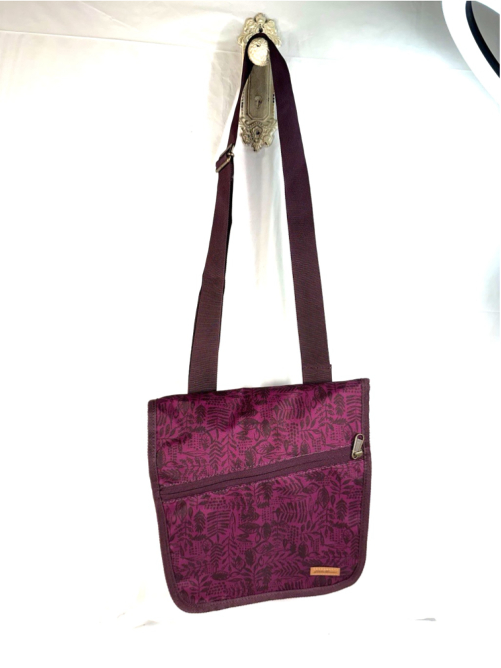 Eddie Bauer Connect Tech Crossbody Bag Burgundy leaf print Travel Tablet Purse